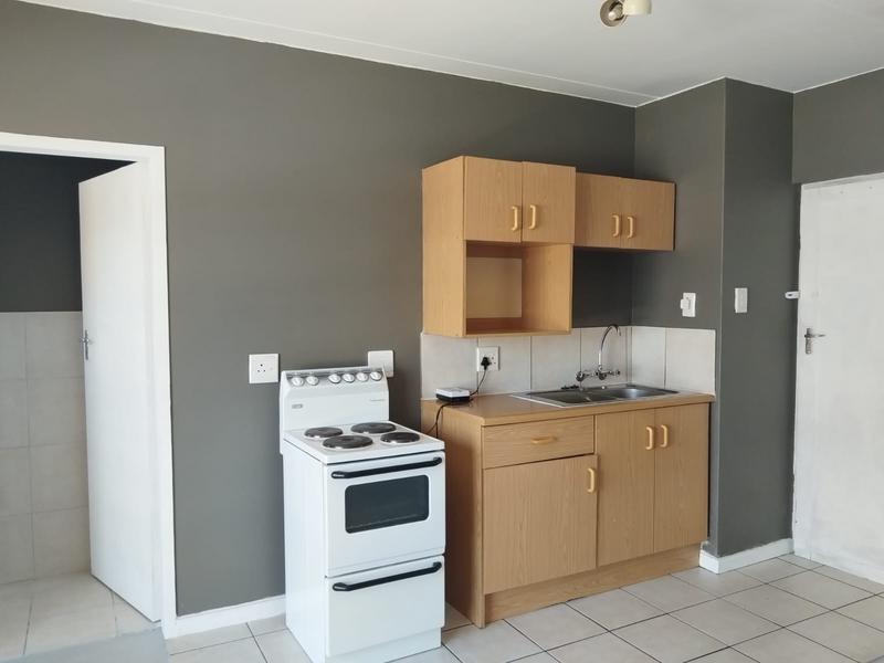 1 Bedroom Property for Sale in Kannoniers Park North West